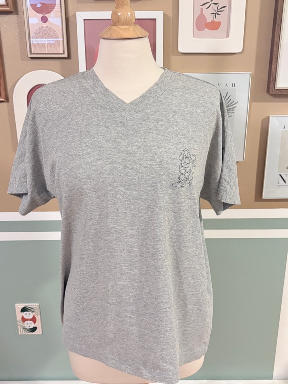 Vintage Walt Disney World Grumpy Wear V-Neck Short Sleeve Tee - Light Gray
